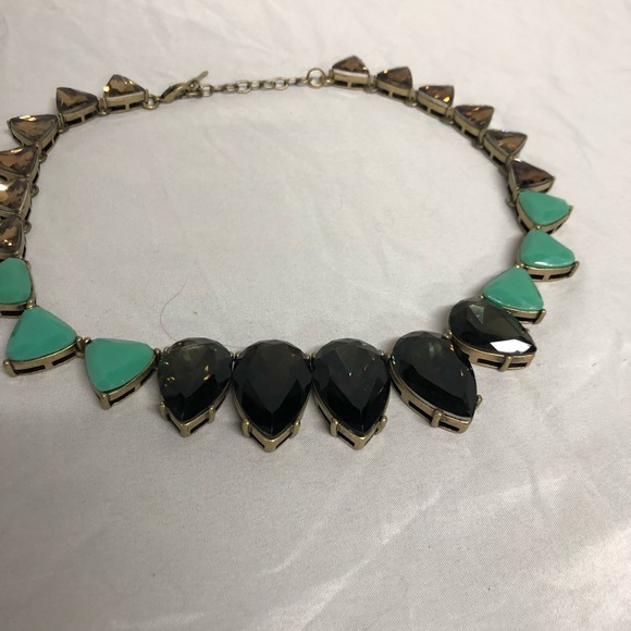 Chloe + Isabel Chunky Statement Necklace - Picture 2 of 2